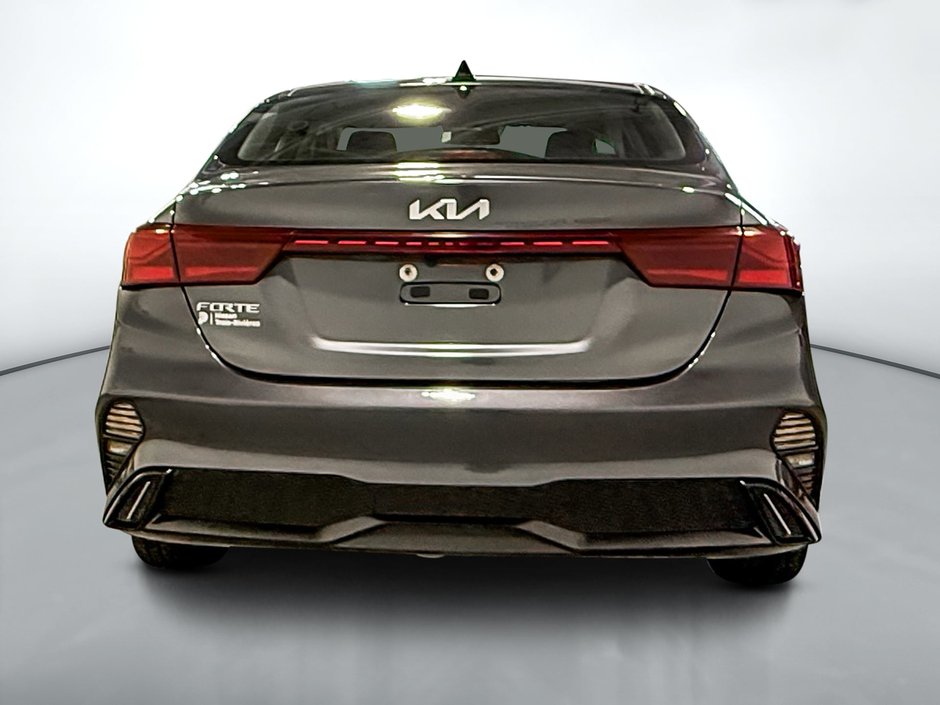 2024 Kia Forte EX-3