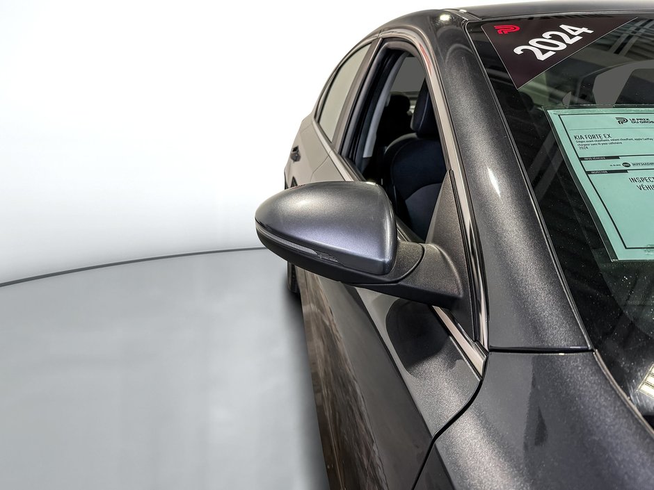 2024 Kia Forte EX-8