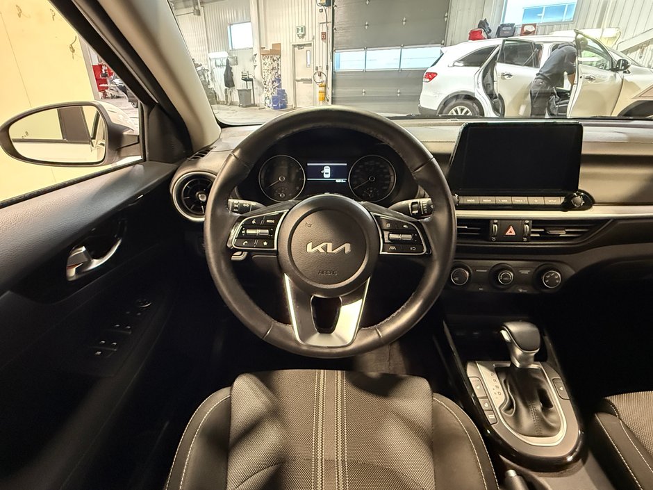 Kia Forte EX 2024-13