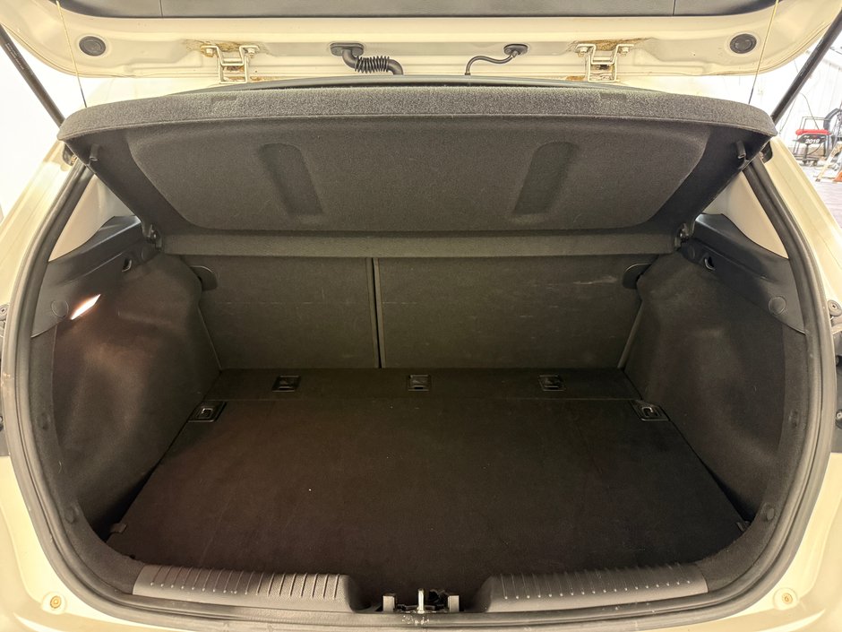 2018 Kia Forte5 LX+-24