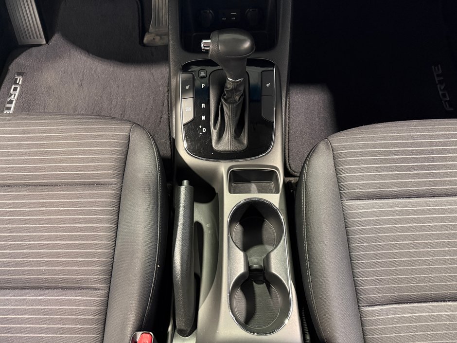 2018 Kia Forte5 LX+-22