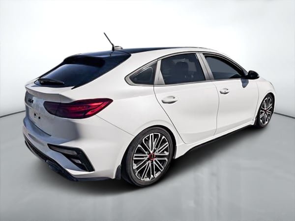 2024 Kia Forte5 GT LIMITED-6