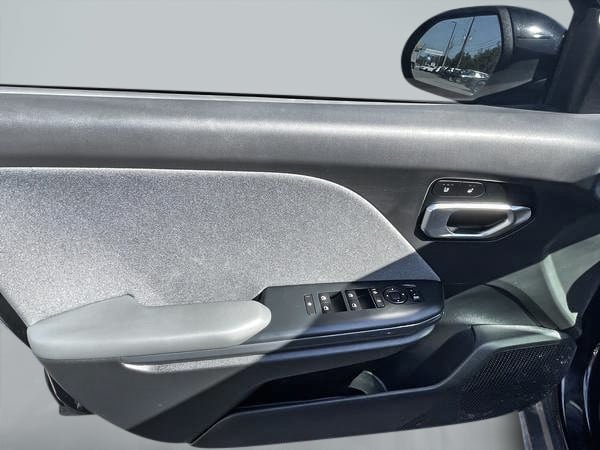2025 Kia K4 EX-9