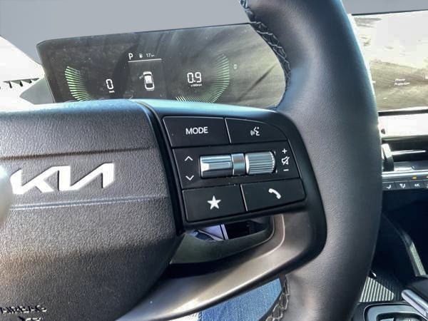 2025 Kia K4 EX-12