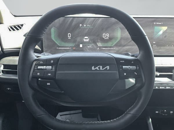 2025 Kia K4 EX-15