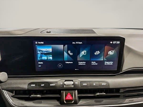 2025 Kia K4 EX-19