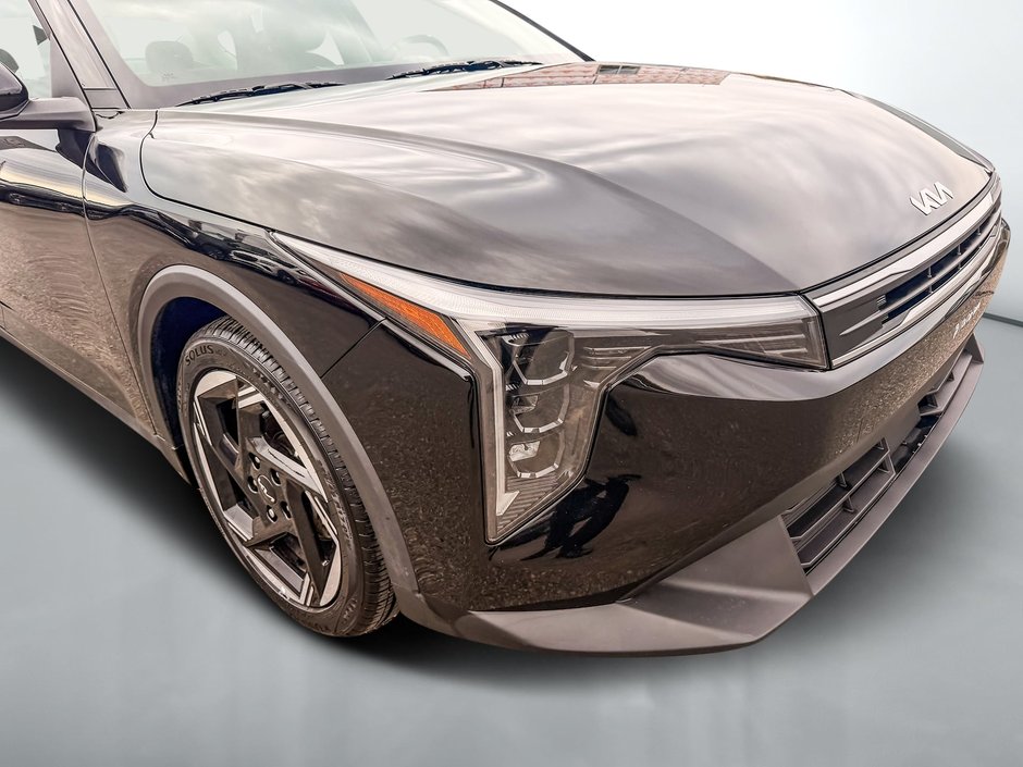 2025 Kia K4 EX-8