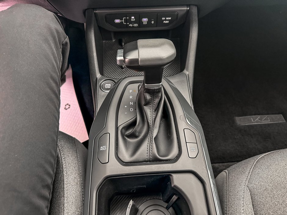 2025 Kia K4 EX-23