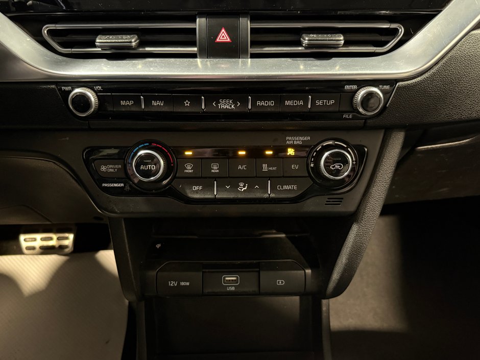 2020 Kia Niro électrique SX TOURING-23