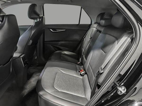 Kia Niro électrique EV WAVE 2024-24