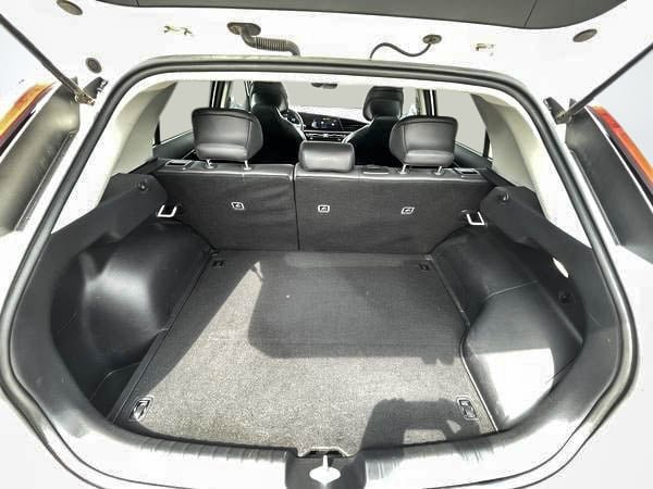 2023 Kia Niro hybride rechargeable EX-23