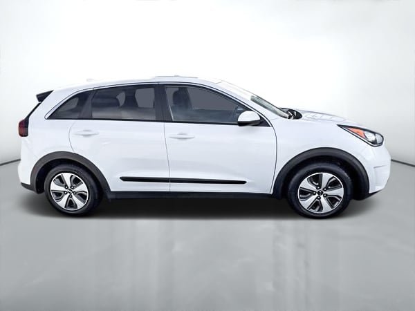 2019 Kia Niro L-7
