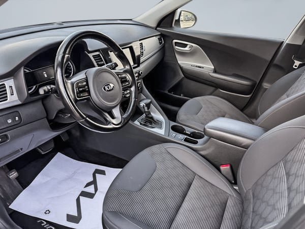 2019 Kia Niro L-14