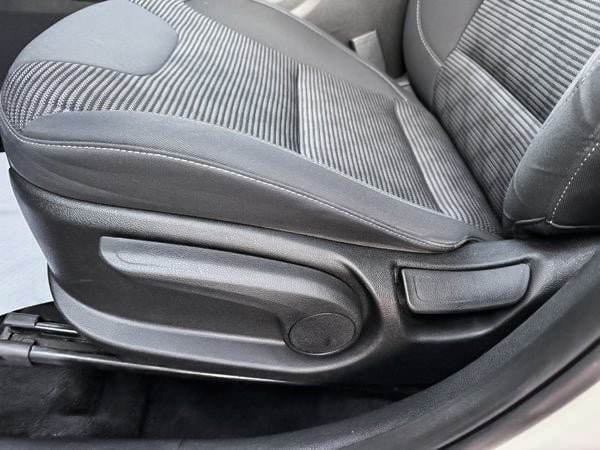 2019 Kia Niro L-13
