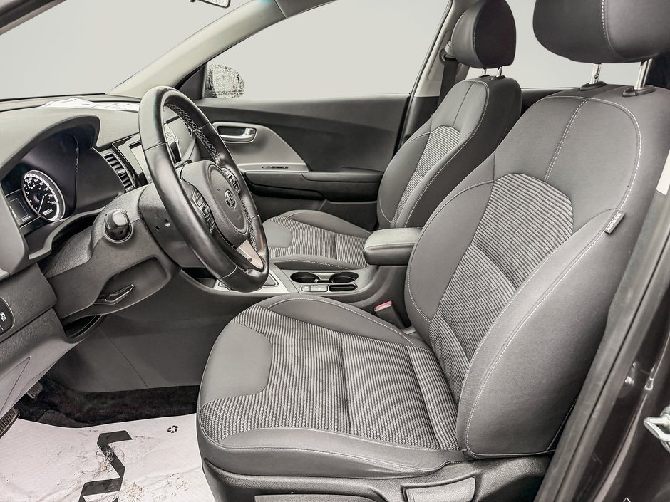 2019 Kia Niro L-12