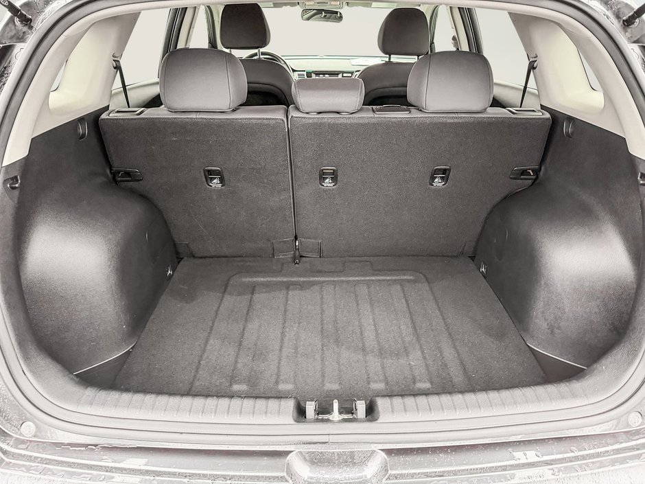 2019 Kia Niro L-25