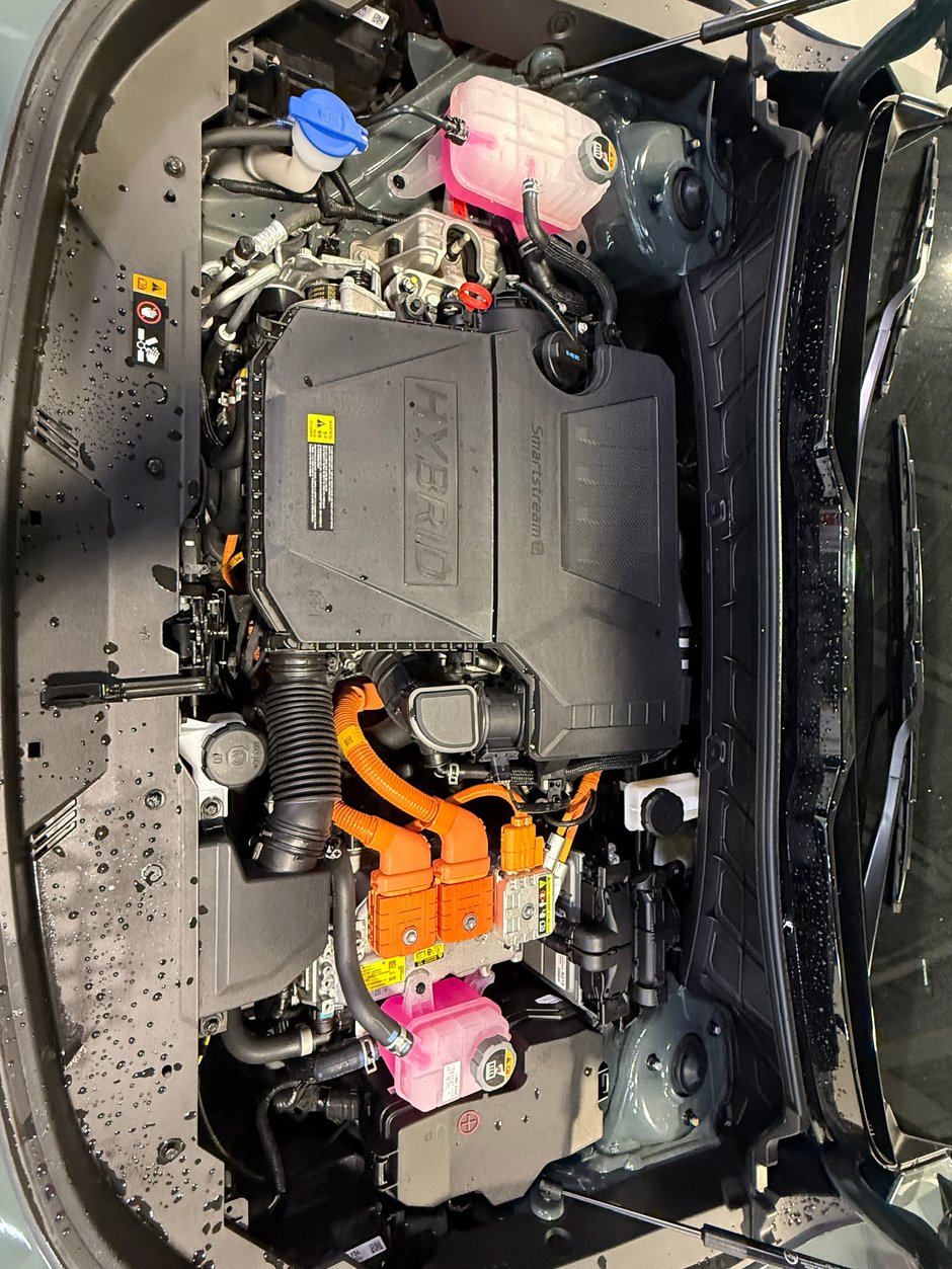 Kia Niro SX 2025-26