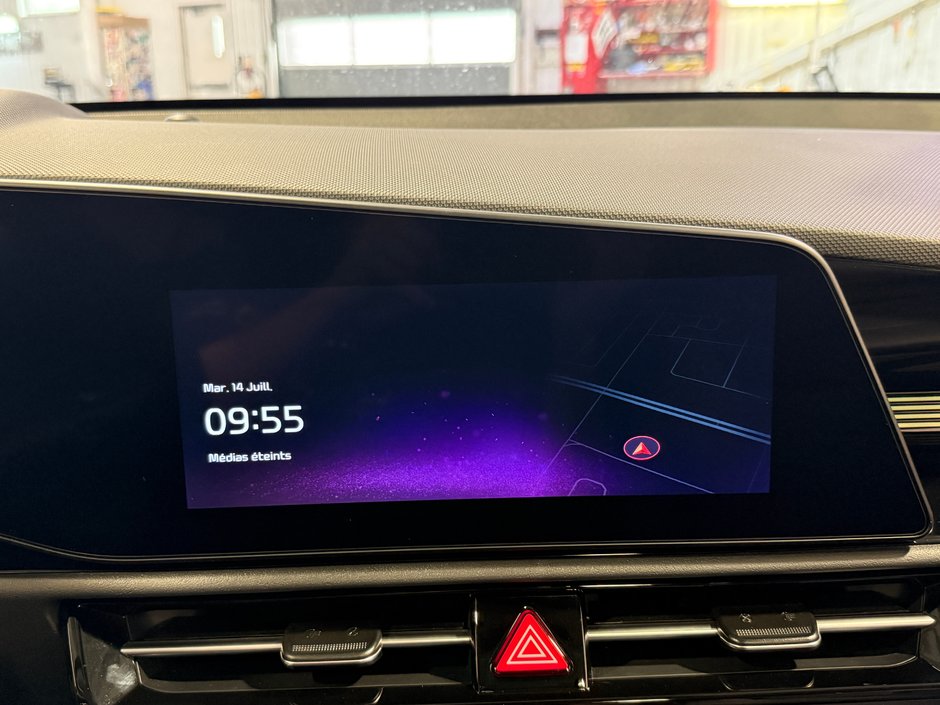 Kia Niro SX 2025-20