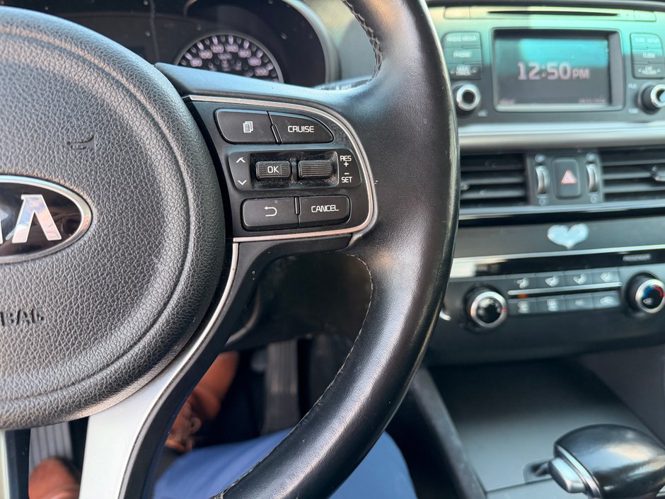 Kia Optima LX 2017-17