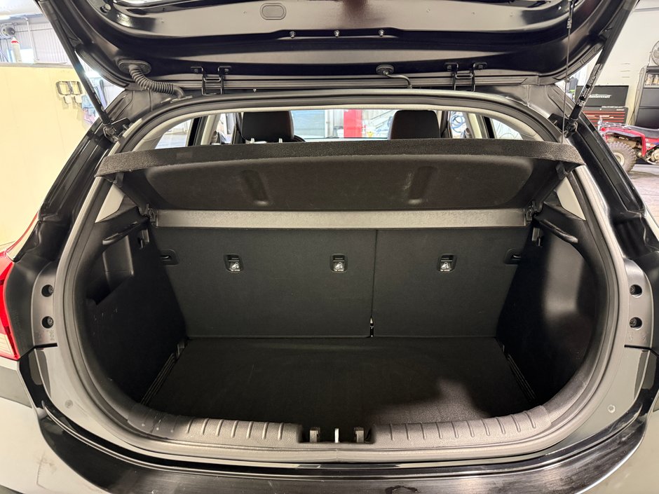 Kia Rio 5 portes LX+ 2020-24