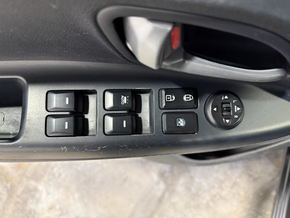 Kia Rio LX+ 2015-11