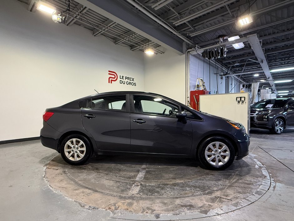 Kia Rio LX+ 2015-1