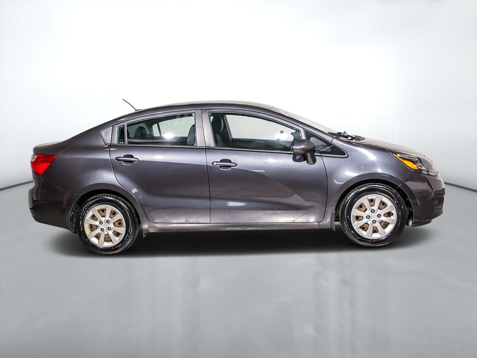 Kia Rio LX+ 2015-1