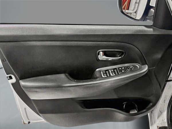 2014 Kia Rondo LX-10