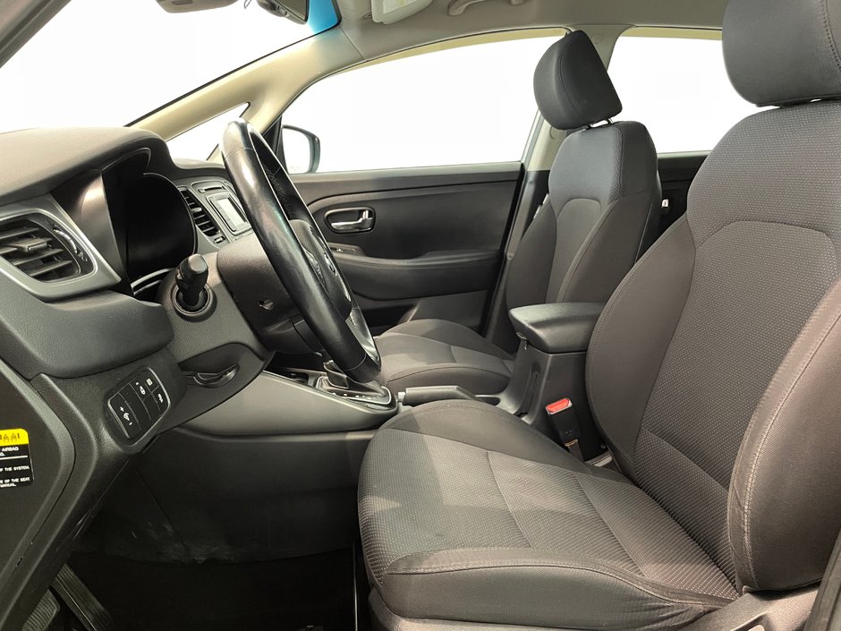 Kia Rondo EX 2015-10