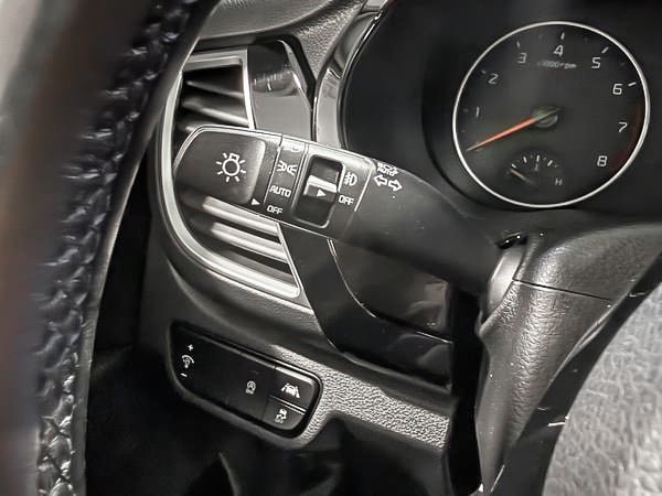 Kia Seltos EX 2021-17