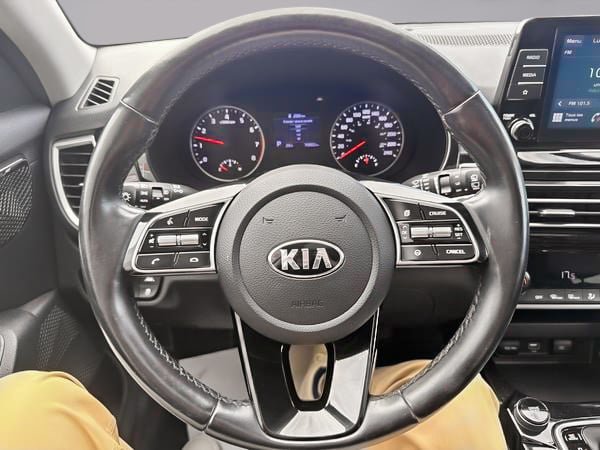 2021 Kia Seltos EX AWD-16