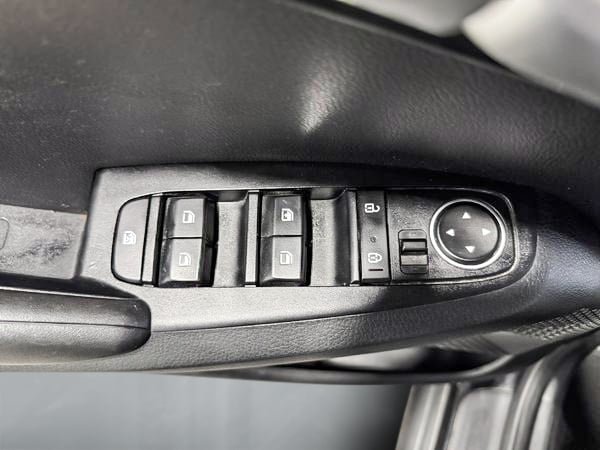 2021 Kia Seltos LX-11