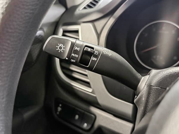 Kia Seltos LX 2021-16