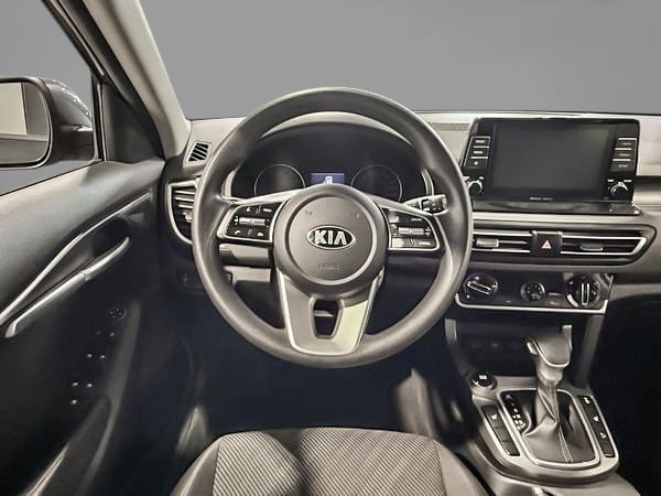 Kia Seltos LX 2021-13