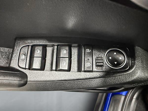 2022 Kia Seltos LX-11