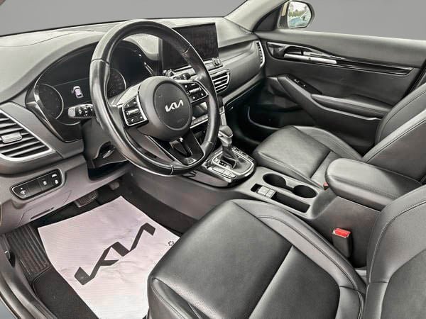 2022 Kia Seltos EX PREMIUM-16
