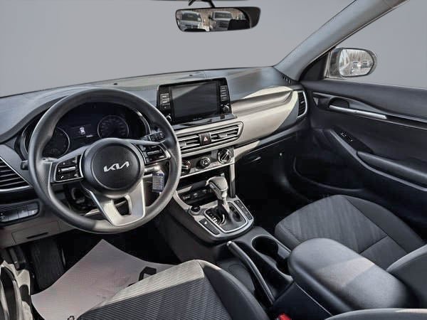 2023 Kia Seltos LX AWD-23