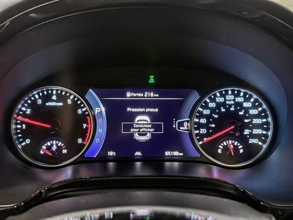 Kia Seltos SX TURBO 2023-19