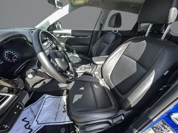 Kia Seltos EX 2023-10