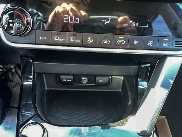 Kia Seltos EX 2023-17