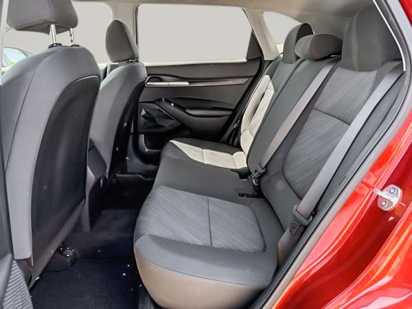 Kia Seltos LX AWD 2023-28