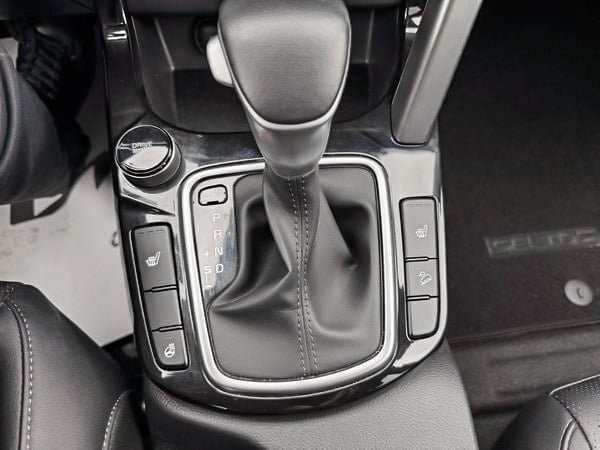 2023 Kia Seltos EX FWD-23