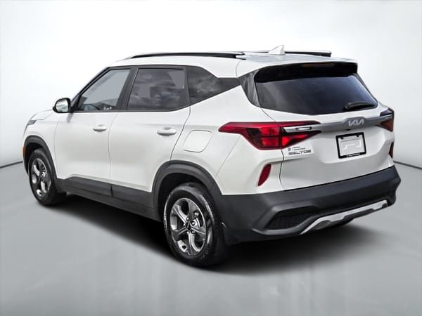 Kia Seltos LX 2023-4