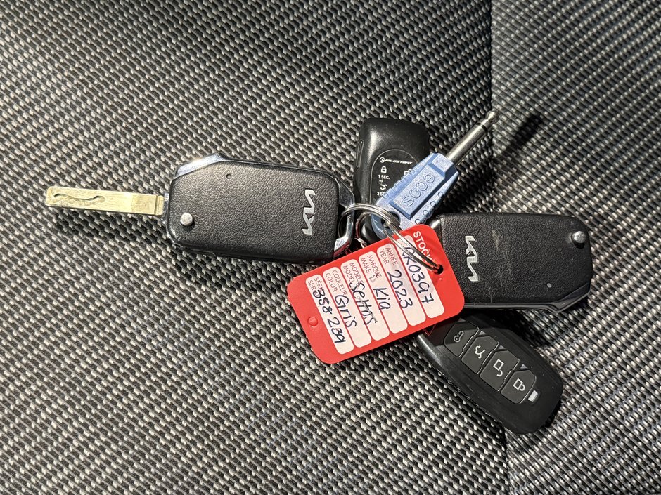 Kia Seltos LX 2023-26