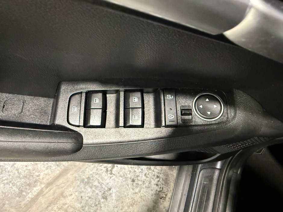 Kia Seltos LX 2023-11