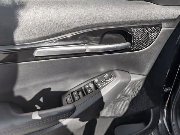 2023 Kia Seltos EX AWD-12