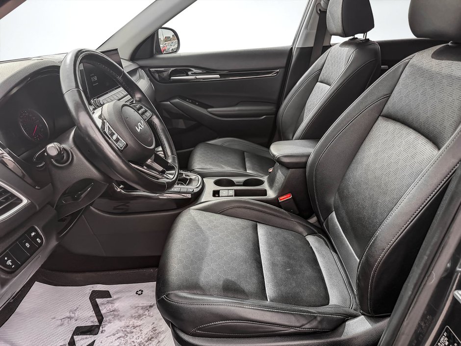 2023 Kia Seltos EX PREMIUM AWD-11