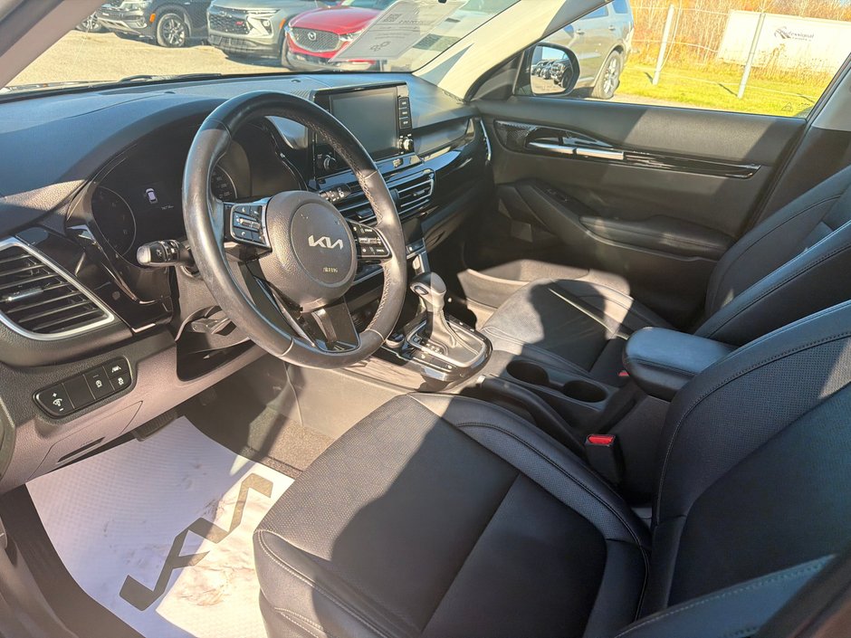 2023 Kia Seltos EX AWD-16