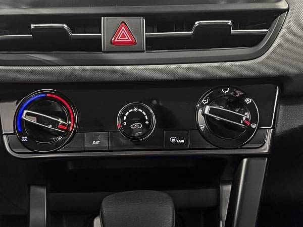 Kia Seltos LX 2024-21