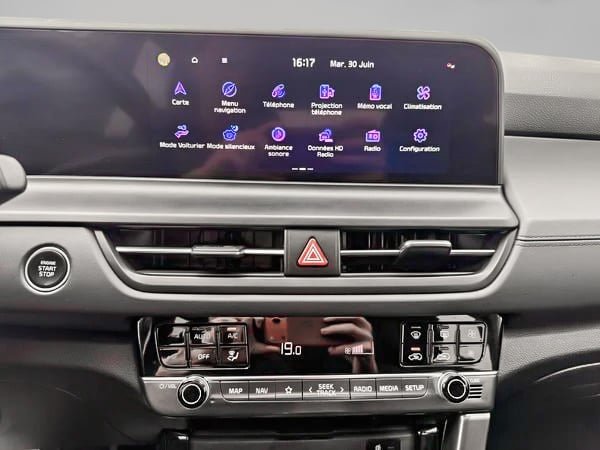 Kia Seltos EX PREMIUM 2024-19
